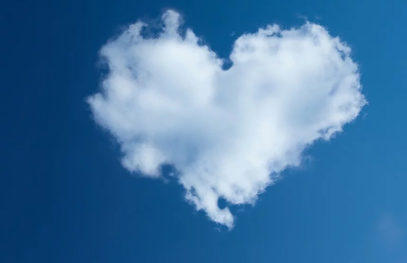 Cloud Heart Background