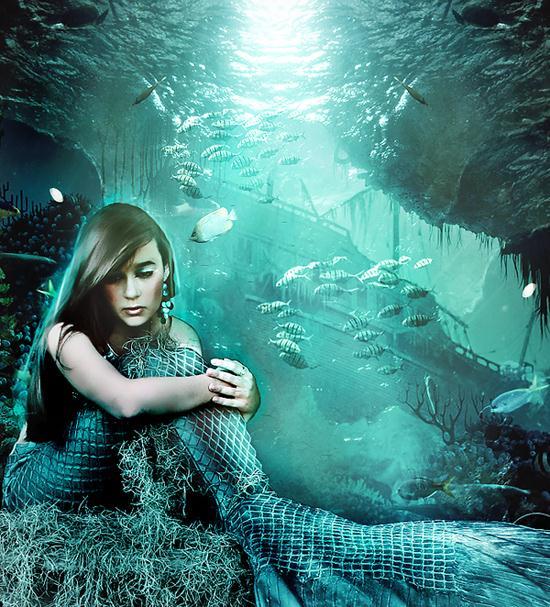 Mermaid Underwater Photo Manipulation
